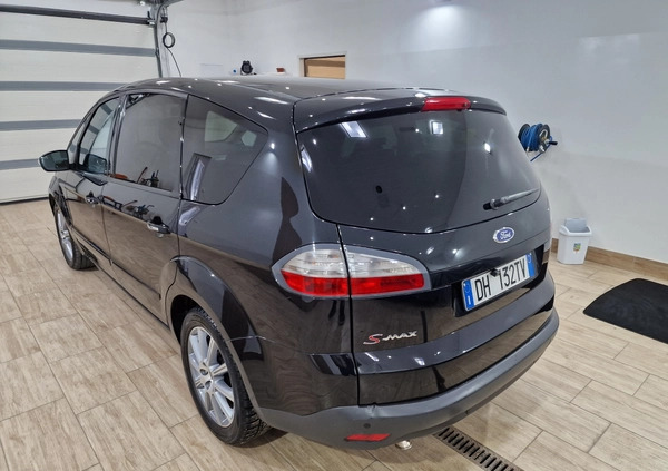 Ford S-Max cena 26700 przebieg: 249636, rok produkcji 2010 z Tarnów małe 781